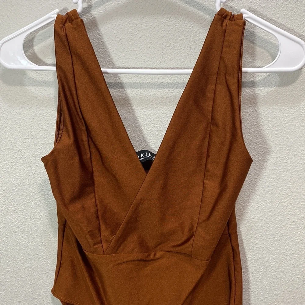 AKIRA bodysuit rust